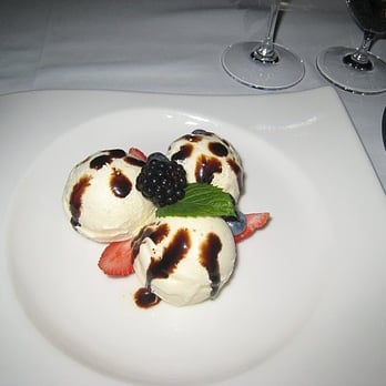 Acquerello - homemade gelato w/ 25 year old balsamic vinegar - Italian Near Me - San Francisco, California Acquerello - homemade gelato w/ 25 year old balsamic vinegar - Italian Near Me - San Francisco, California