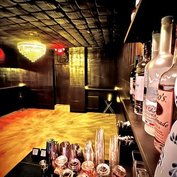 Whiskey Cellar - Venues & Event Spaces Near Me - New York, New York Whiskey Cellar - Venues & Event Spaces Near Me - New York, New York
