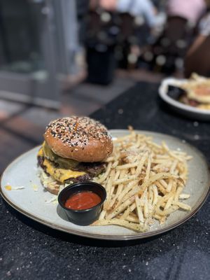 Market On Main by null