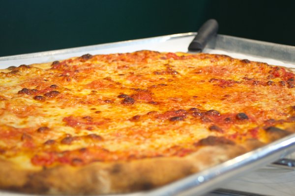 Frank Pepe Pizzeria Napoletana by null