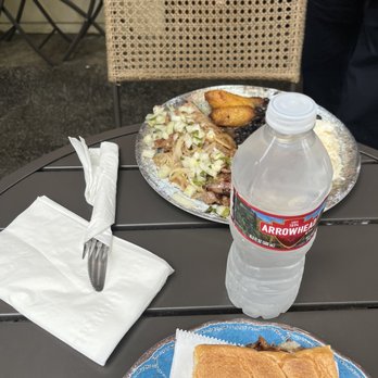 Cafecito - Cuban Near Me - Calabasas, California