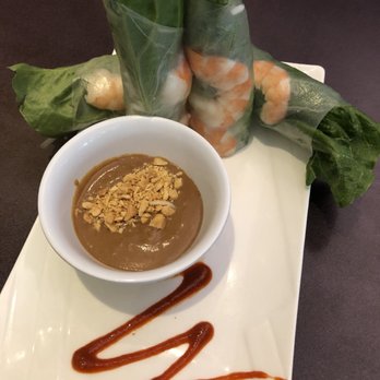 Pho Sonoma - Spring rolls - Vietnamese Near Me - Petaluma, California