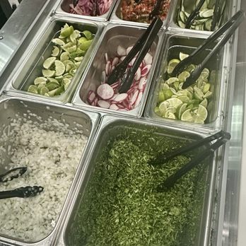 Tacos Los Cholos - Mexican Near Me - Huntington Park, California