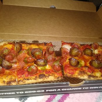 &pizza - The Maverick - Pizza Near Me - Philadelphia, Pennsylvania