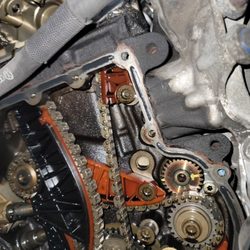 Auto Blast - Broken timing guides on timing chain system