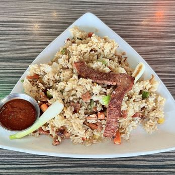 Canoe House - Hawaiian Fried Rice Lunch - Hawaiian Near Me - South Pasadena, California Canoe House - Hawaiian Fried Rice Lunch - Hawaiian Near Me - South Pasadena, California