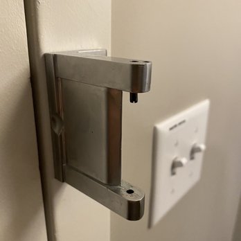 Hotel Indigo Gainesville-Celebration Pointe - Broken security flap (Room 406) - Hotels Near Me - Gainesville, Florida Hotel Indigo Gainesville-Celebration Pointe - Broken security flap (Room 406) - Hotels Near Me - Gainesville, Florida