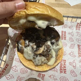 Smashburger - Burgers Near Me - Roseville, California