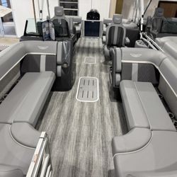 Winnisquam Marine - Great time purchasing the boat at Winni Marine!