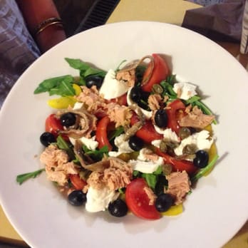Passaparola - Tuna salad comes with bread. - Italian Near Me - Forlì, FC