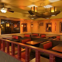 Egg Roll King - Inside