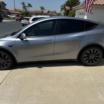 Oceanside Tint And Glass - Driver - Car Window Tinting Near Me - Oceanside, California Oceanside Tint And Glass - Driver - Car Window Tinting Near Me - Oceanside, California