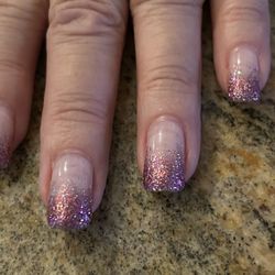 Nails 4 U