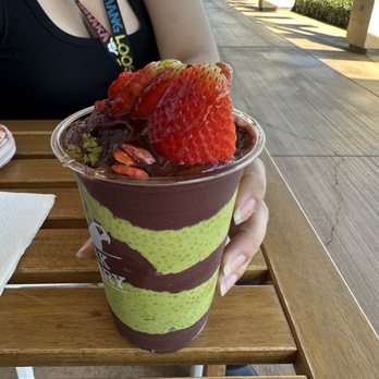 Oakberry Acai - Acai Bowls Near Me - Kapolei, Hawaii
