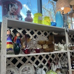Antique Warehouse - Vintage glass
