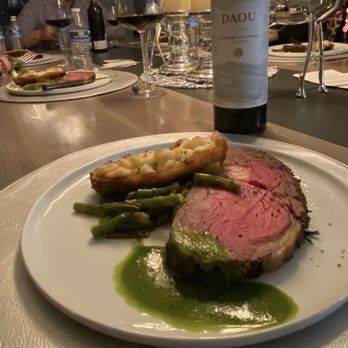 Slice of life - Christmas dinner party for 10 - Caterers Near Me Slice of life - Christmas dinner party for 10 - Caterers Near Me