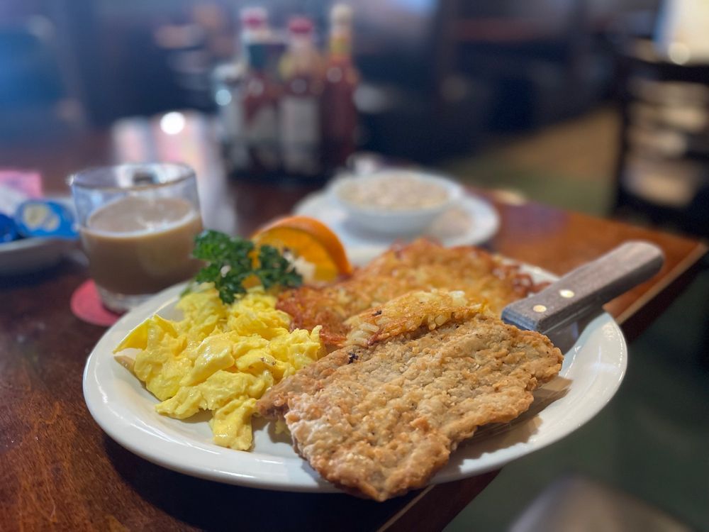 Vista Village Pub — Mexican restaurant in Vista