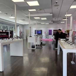 Exterior photo of T-Mobile Experience Store - Irving, Texas Exterior photo of T-Mobile Experience Store - Irving, Texas