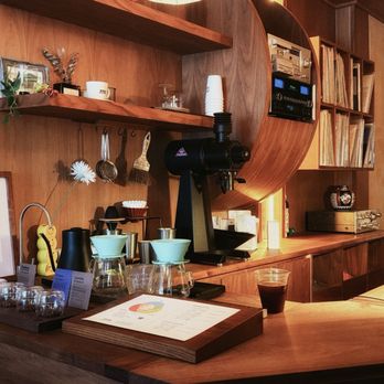 Rooms Coffee 17 Baldwin - Coffee & Tea Near Me - Toronto, Ontario Rooms Coffee 17 Baldwin - Coffee & Tea Near Me - Toronto, Ontario