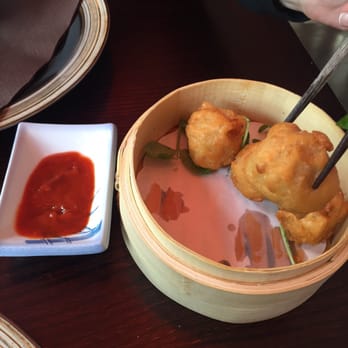 Kin Long - Dumplings with chili-sauce on the left - Chinese Near Me - Malmö, M Kin Long - Dumplings with chili-sauce on the left - Chinese Near Me - Malmö, M
