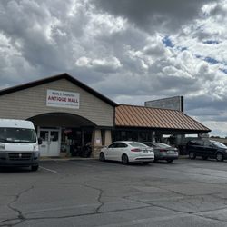 Wally's Treasures Antique Mall