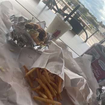 Buddy's Burger - Burgers Near Me - Austin, Texas Buddy's Burger - Burgers Near Me - Austin, Texas