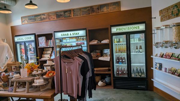 Bivouac Adventure Lodge: Cider Bar, Coffee Shop, & General Store by null