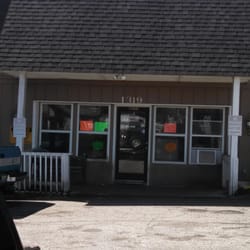 Tri-County Transmission & Auto Repair - Our office entrance.