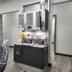 EZ  Dental Care