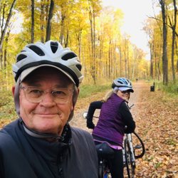 Hudson Mills Metropark - 14 mile round trip this afternoon...mid October peak color.