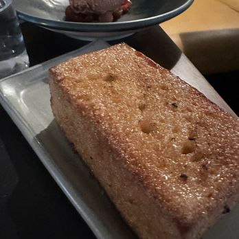 The Noortwyck - Honey bread - New American Near Me - New York, New York The Noortwyck - Honey bread - New American Near Me - New York, New York