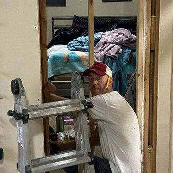 D Lowell Home Maintenance - Handyman Near Me - New Braunfels, Texas