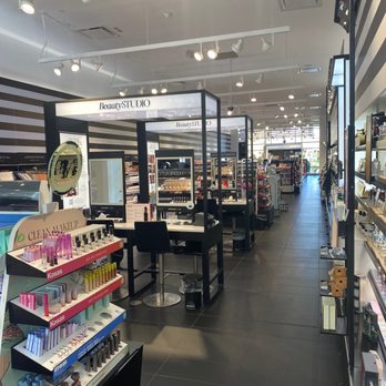 SEPHORA - Inside the store - Cosmetics & Beauty Supply Near Me - Manhasset, New York SEPHORA - Inside the store - Cosmetics & Beauty Supply Near Me - Manhasset, New York