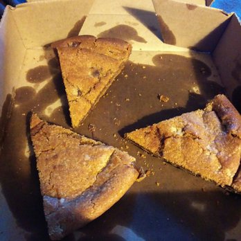 Mountain Mike's Pizza - Greasy burnt cookie pie that cost me $6 bucks! - Pizza Near Me - Walnut Creek, California