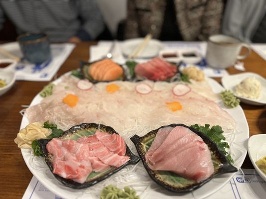 Doshi Sushi by null