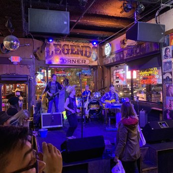 Legends Corner - Bars Near Me - Nashville, Tennessee
