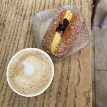 Buon Pane Italiano Bakery - Bombolone and coffee - Bakeries Near Me - Miami Beach, Florida Buon Pane Italiano Bakery - Bombolone and coffee - Bakeries Near Me - Miami Beach, Florida