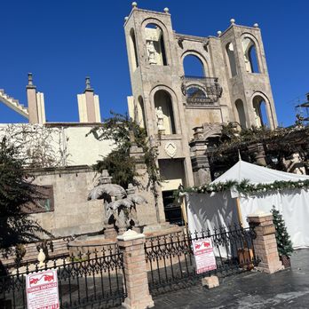 Paraiso Maravilla - Don't pay attention to the towing signs and it's a beautiful place! - Venues & Event Spaces Near Me - Houston, Texas Paraiso Maravilla - Don't pay attention to the towing signs and it's a beautiful place! - Venues & Event Spaces Near Me - Houston, Texas