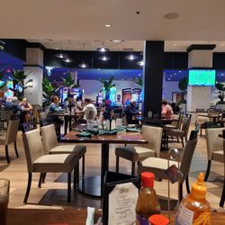 Café Central - Dining area