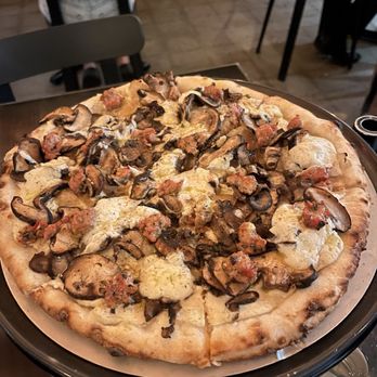 Pizzana Silver Lake - FUNGHI VEGAN PIZZA gluten free with sausage added. - Pizza Near Me - Los Angeles, California