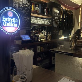 Tomiño Taberna Gallega - Inside - Wine Bars Near Me - New York, New York