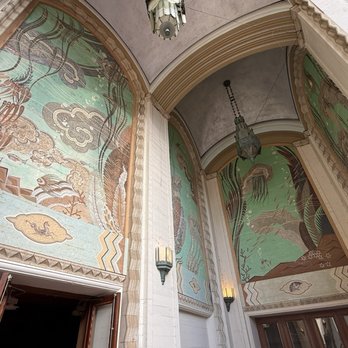 Catalina Casino - Beautiful building - Cinema Near Me - Avalon, California Catalina Casino - Beautiful building - Cinema Near Me - Avalon, California