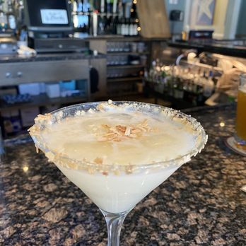ON THE DOCKS - Bars Near Me - Aquebogue, New York