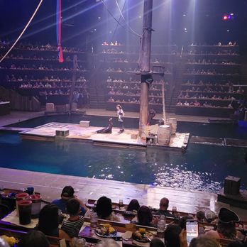 Dolly Parton’s Stampede - Performing Arts Near Me - Branson, Missouri