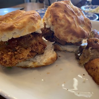 STIRR - chicken n biscuits with potatoes - Cocktail Bars Near Me - Dallas, Texas STIRR - chicken n biscuits with potatoes - Cocktail Bars Near Me - Dallas, Texas