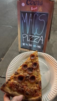 Mac’s Pizza by null