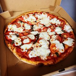 Hawkeye's New York Pizza and Pasta
