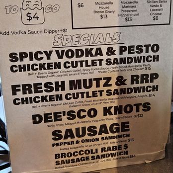 DeeDee's Pizza - Pizza Near Me - Highland Park, New Jersey
