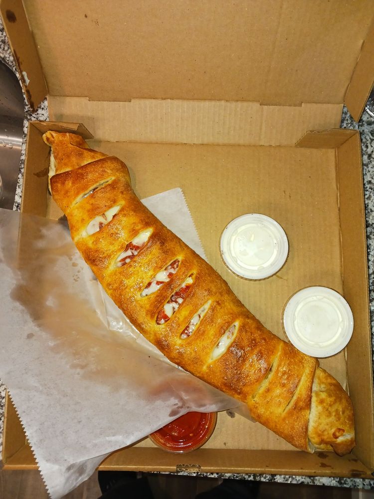 ZEKO’S PIZZA II Updated July 2024 17 Reviews 1328 N Fayetteville