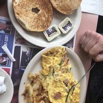 Legends Diner - Diners Near Me - Secaucus, New Jersey